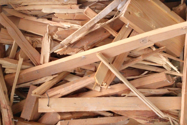 木の廃材