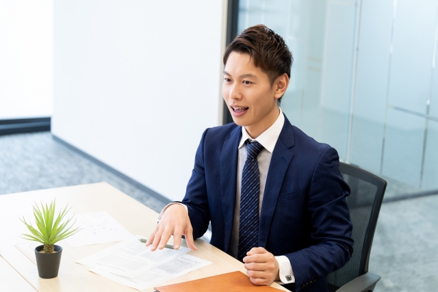 男性コンサルタントの画像