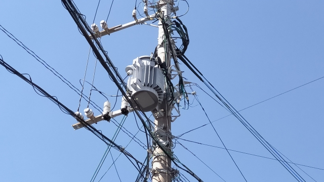 変圧器