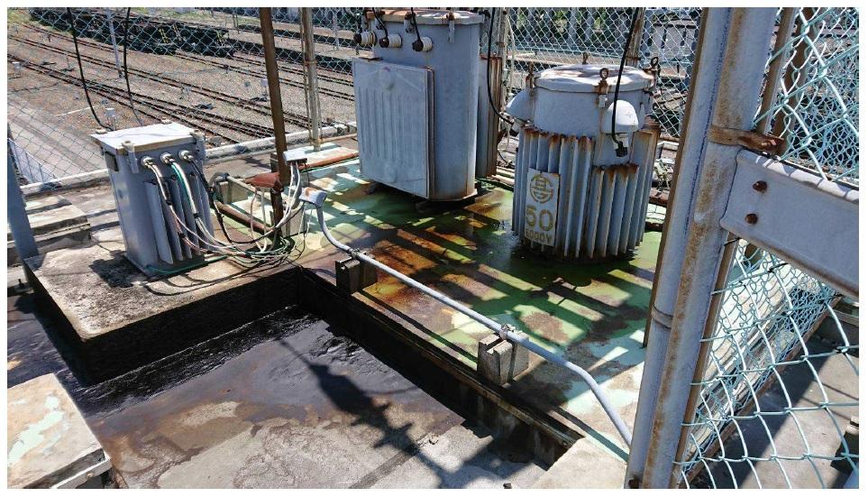 電気設備から漏れた絶縁油