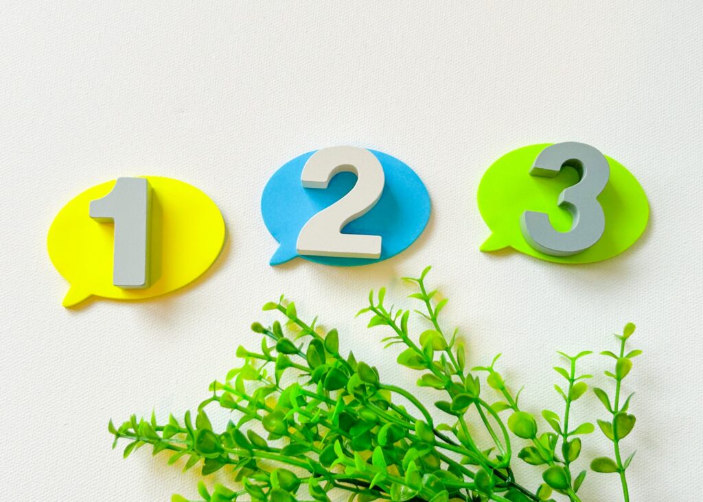 3選